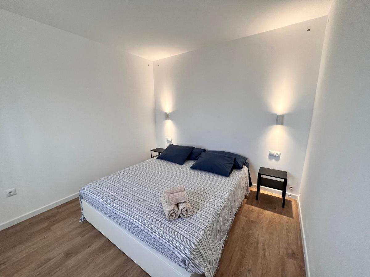 Modern Luxury Villa 波里斯-德阿沃纳 外观 照片