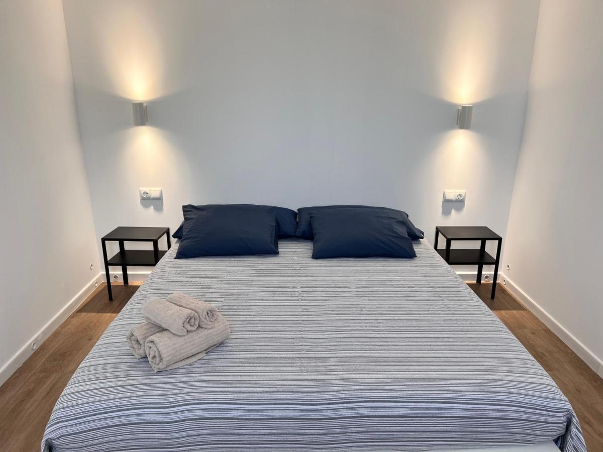 Modern Luxury Villa 波里斯-德阿沃纳 外观 照片